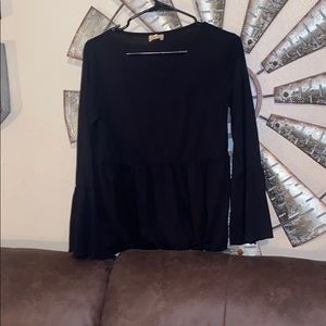 Black belle sleeve top